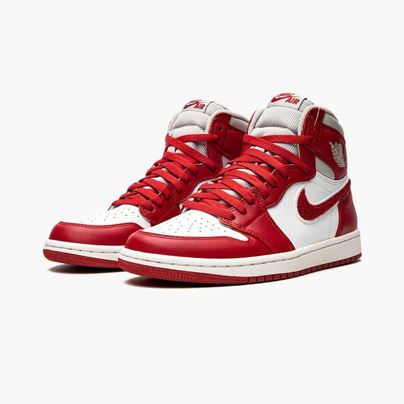 Wmns Air Jordan 1 High OG "Newstalgia Chenille" DJ4891-061