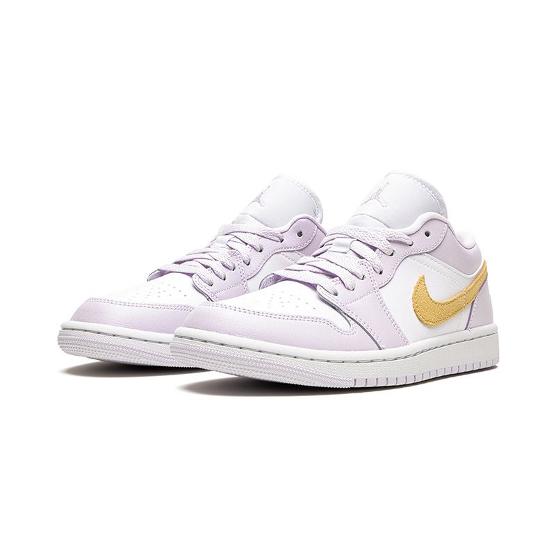 Wmns Air Jordan 1 Low "Barely Grape" DC0774-501