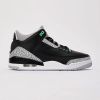 Air Jordan 3 Retro "Green Glow" CT8532-031